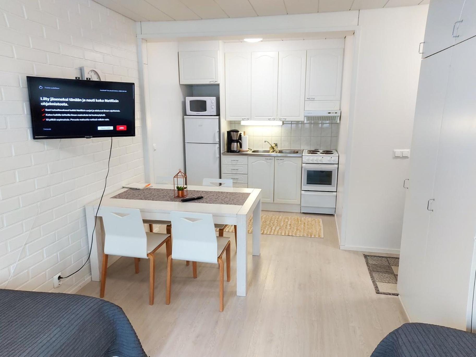 Tuurin Yoesaeiloe Apartment Ngoại thất bức ảnh